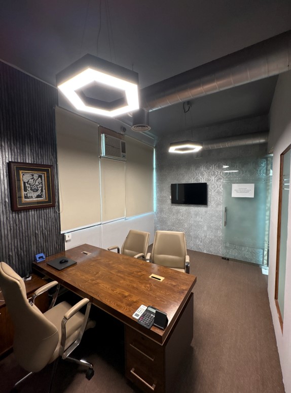 20+ Workstations (Expandable) & 2 Director Cabins | 2800 Sq Ft Office in Noida Sector 63